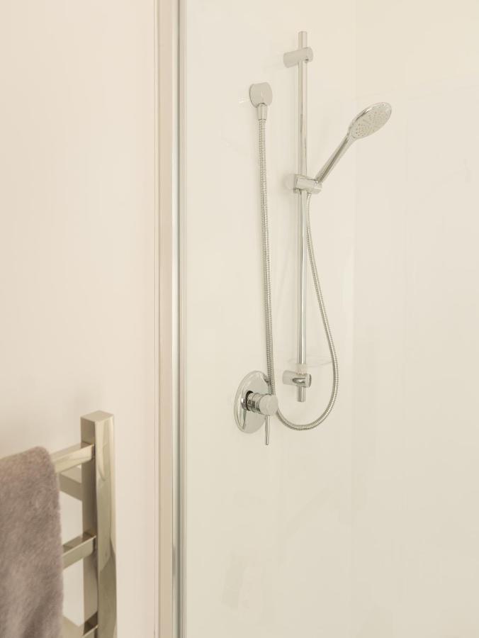 דירות אגם טקפו Entire Unit - 18 Rodman - Newly Furnished מראה חיצוני תמונה